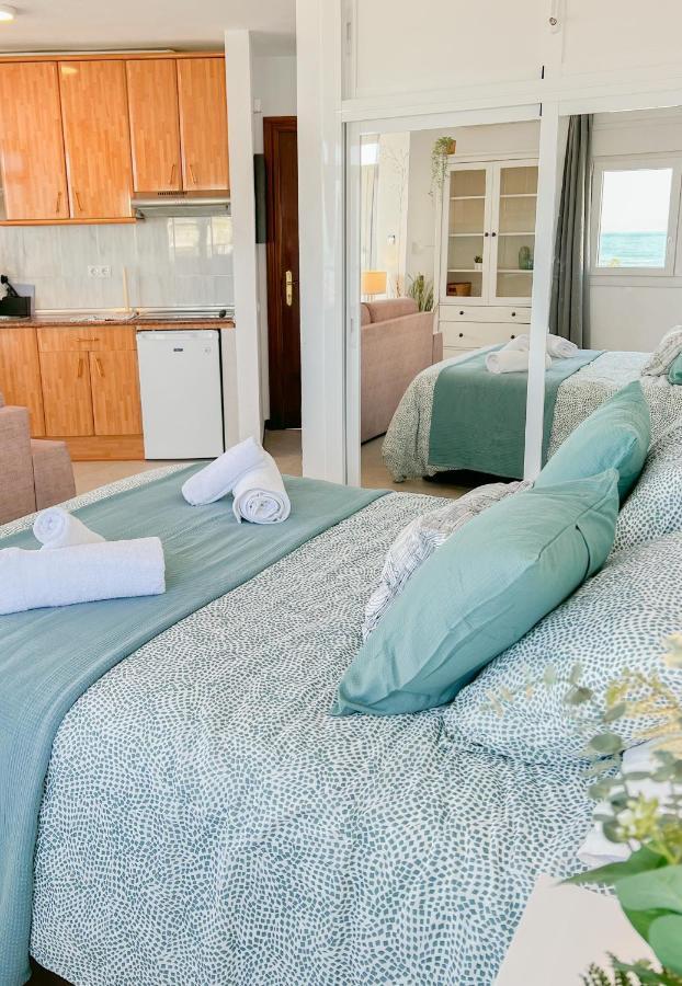 Beautiful Sea Views Apartment Pool & Beach Torremolinos Dış mekan fotoğraf